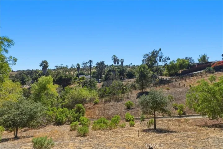 3927 Limber Pine, Fallbrook, California 92028