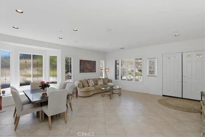 3927 Limber Pine, Fallbrook, California 92028