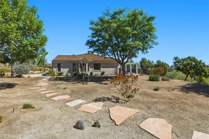 3927 Limber Pine, Fallbrook, California 92028