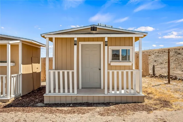 441 F, Needles, California 92363
