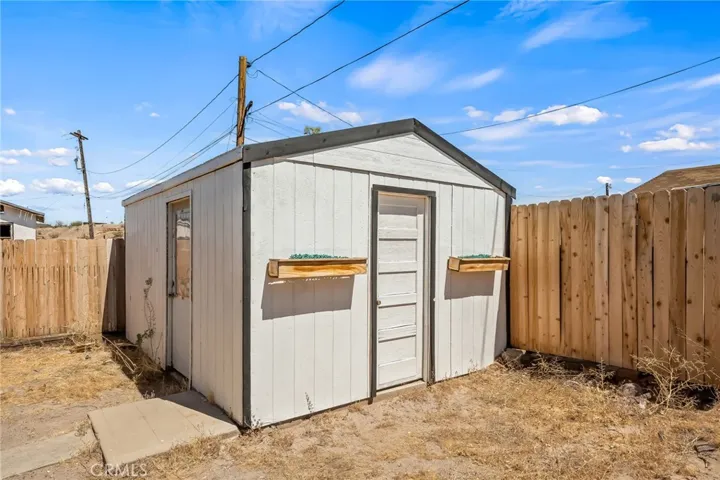 441 F, Needles, California 92363