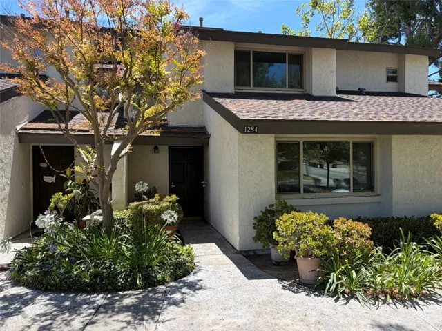 1284 Mohave Drive, Colton, California 92324