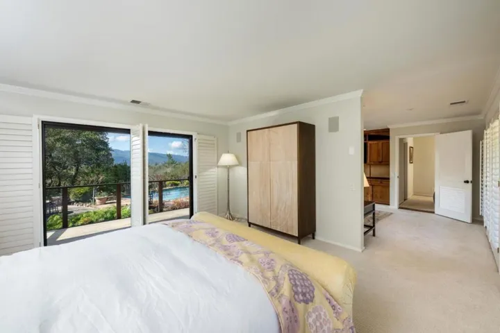 578 Cresta Vista Lane, Portola Valley, California 94028