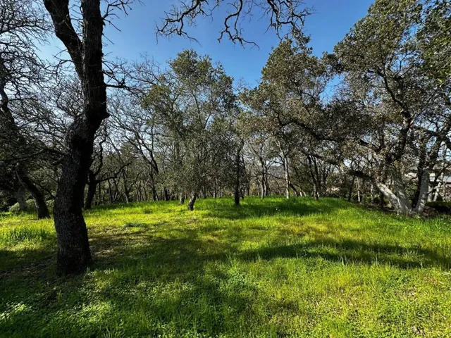 578 Cresta Vista Lane, Portola Valley, California 94028