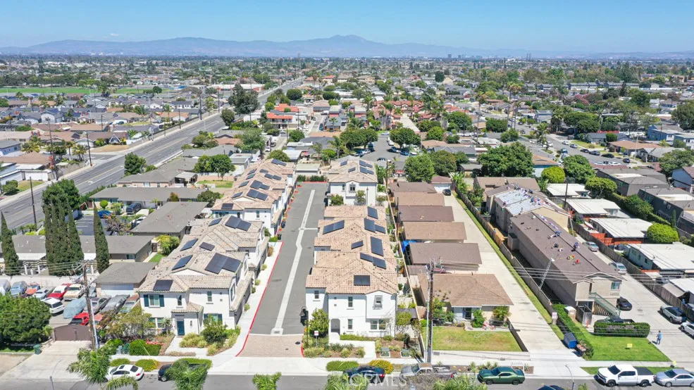 17540 Cameron, Huntington Beach, California 92647 — photo 4