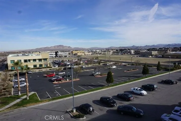15428 Civic 235, Victorville, California 92392 — photo 4
