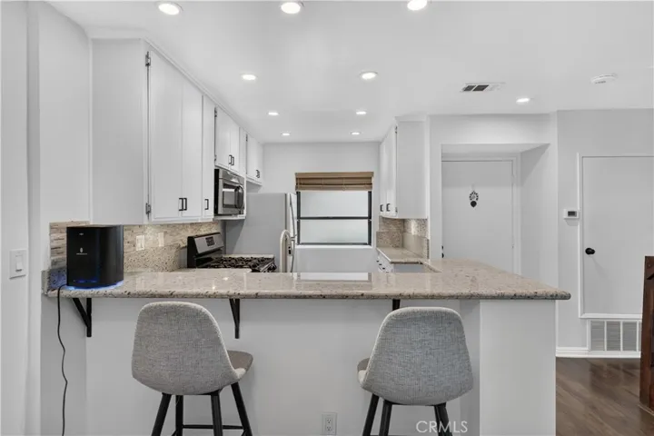 Breakfast Bar