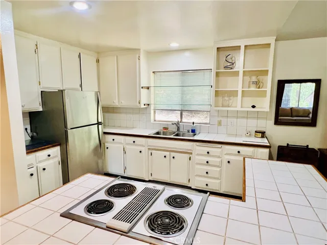 15793 Coutolenc, Magalia, California 95954