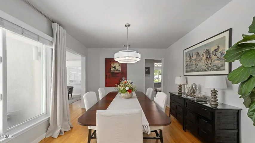 2030 N Altadena-021