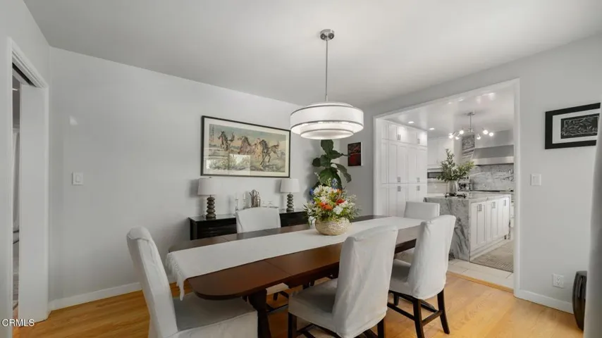 2030 N Altadena-019