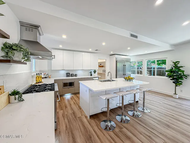 cFamily and Kitchen7