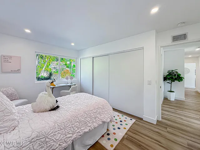 hBedroom3-2