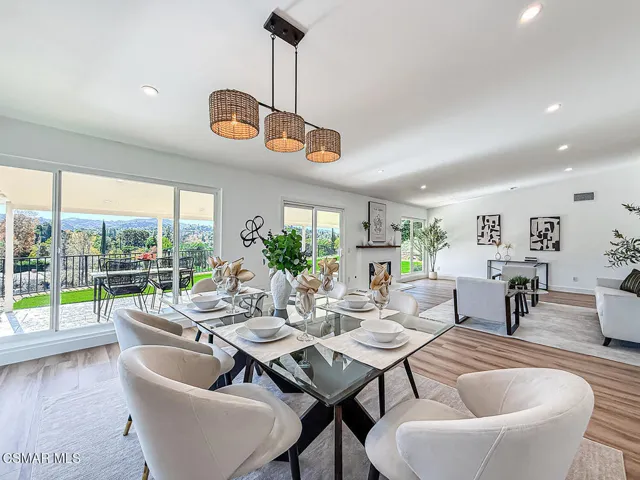 bLiving and Dining7