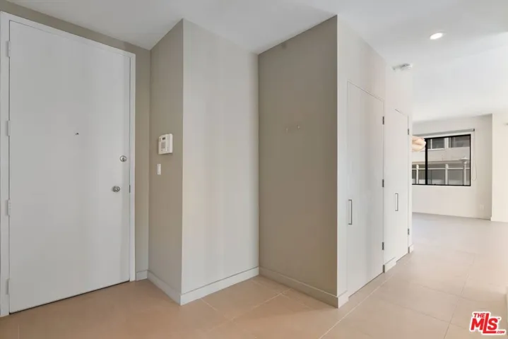 1 Northstar Street 101, Marina Del Rey, California 90292