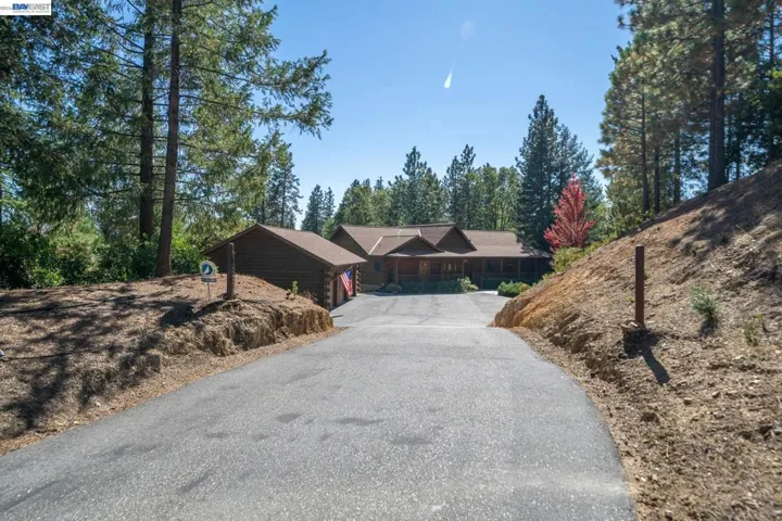 6775 Trailhead Ct, Foresthill, California 95631