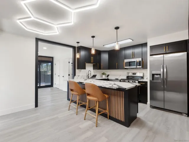 1331 Ramblewood, Alpine, California 91901