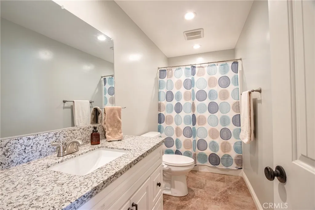 Hall bathroom.