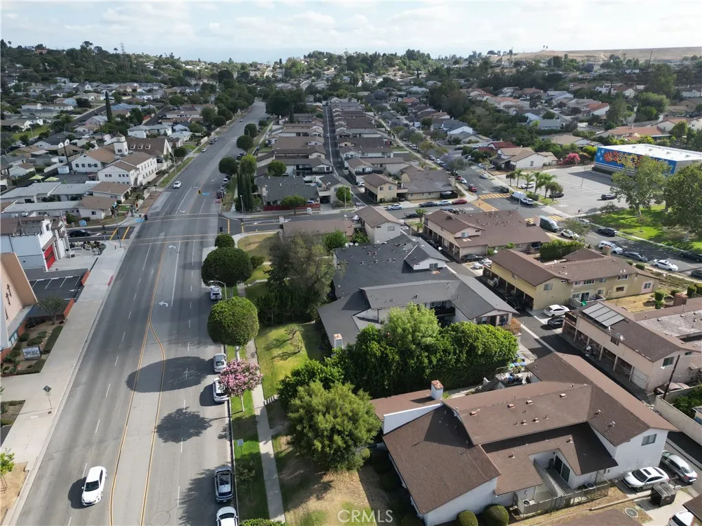 2012 S Garfield Ave