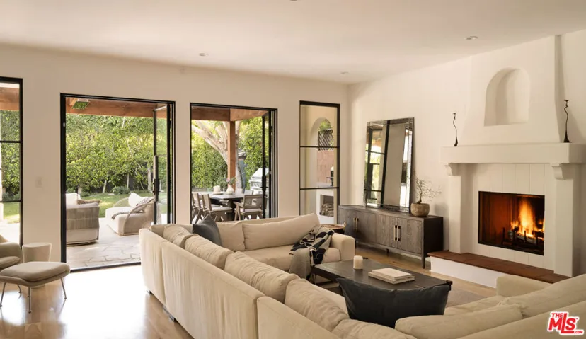 859 S Gretna Green Way, Los Angeles, California 90049