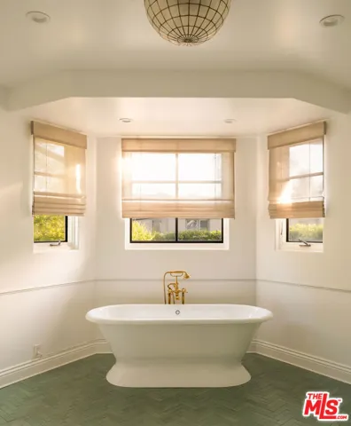 859 S Gretna Green Way, Los Angeles, California 90049