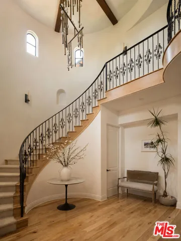 859 S Gretna Green Way, Los Angeles, California 90049