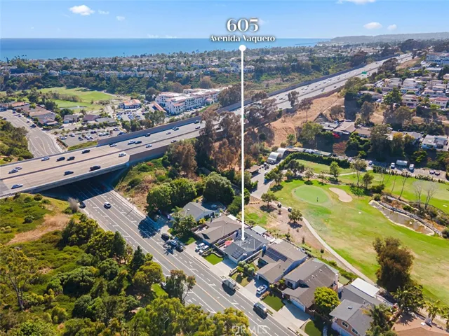 Just one mile from the beach, with Avenida Del Mar's shops, restaurants, cafés, and nightlife, the San Clemente Pier and the  Dana Point Harbor  all just minutes away.