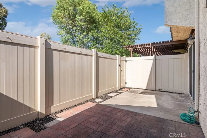 2112 Hawthorne Court, San Bernardino, California 92404