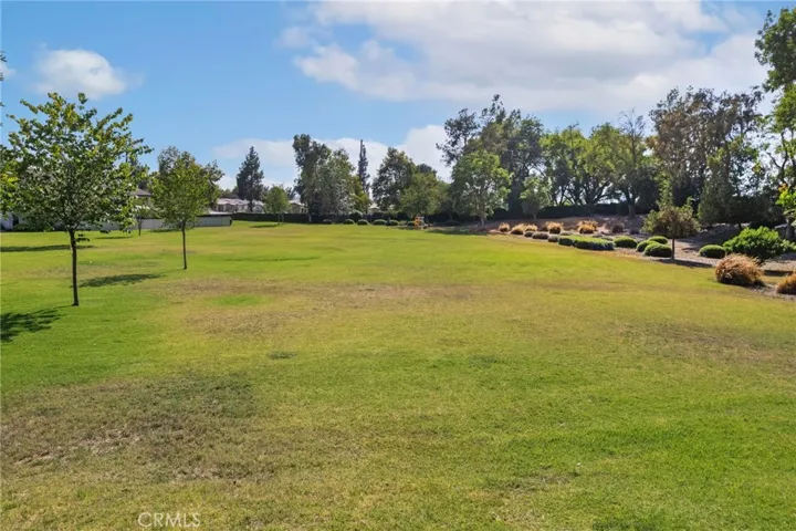 2112 Hawthorne Court, San Bernardino, California 92404