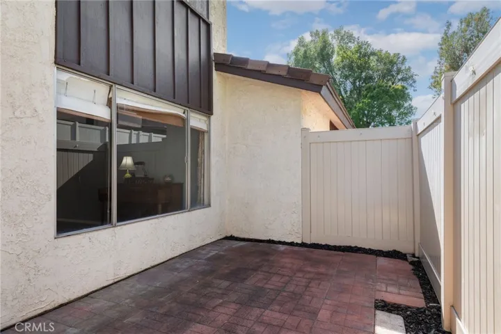 2112 Hawthorne Court, San Bernardino, California 92404