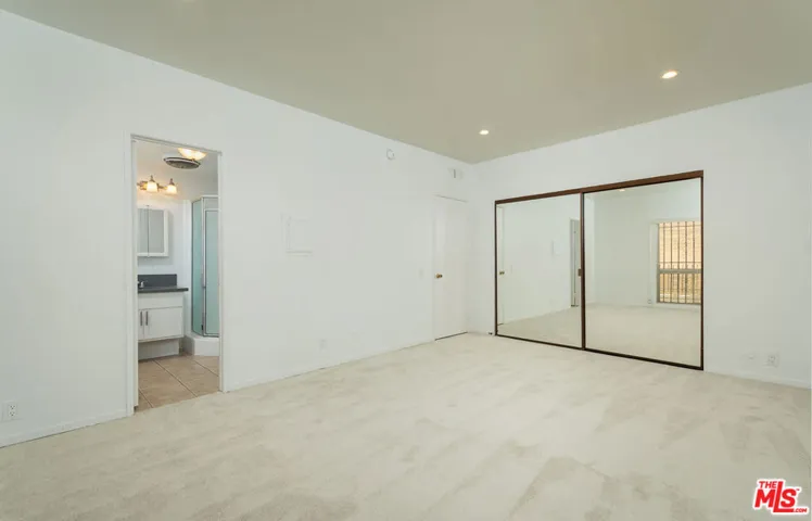1115 S Elm Drive 207, Los Angeles, California 90035