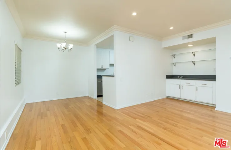 1115 S Elm Drive 207, Los Angeles, California 90035