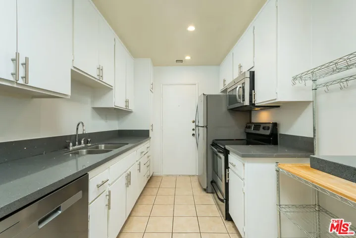 1115 S Elm Drive 207, Los Angeles, California 90035