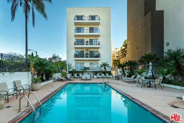 1115 S Elm Drive 207, Los Angeles, California 90035