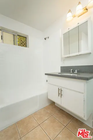 1115 S Elm Drive 207, Los Angeles, California 90035