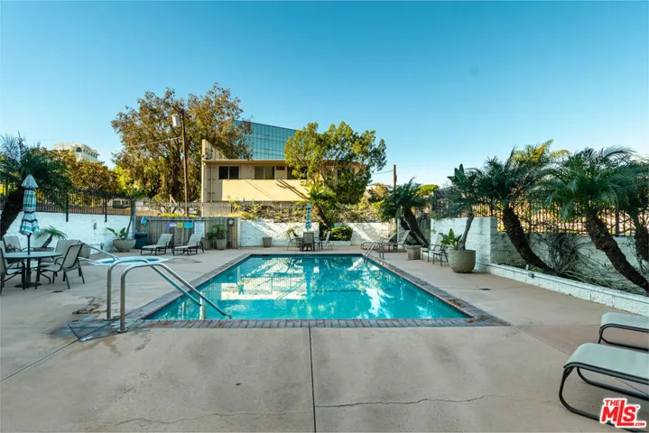 1115 S Elm Drive 207, Los Angeles, California 90035