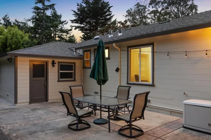 215 Angelita Avenue, Pacifica, California 94044