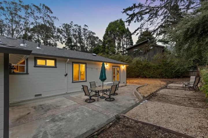 215 Angelita Avenue, Pacifica, California 94044