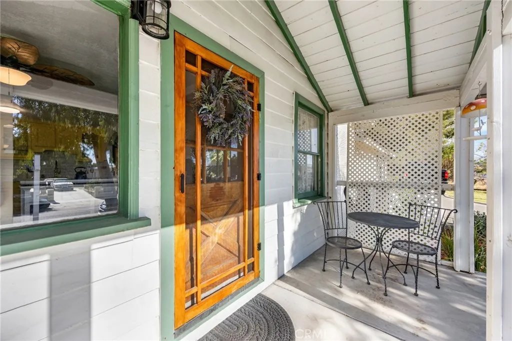 1220 Webster Street, Redlands, California 92374 — photo 4