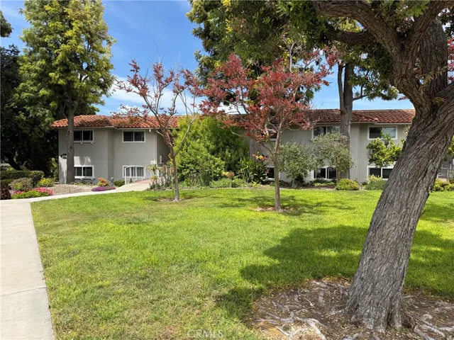 2186 Via Mariposa E E A, Laguna Woods, California 92637