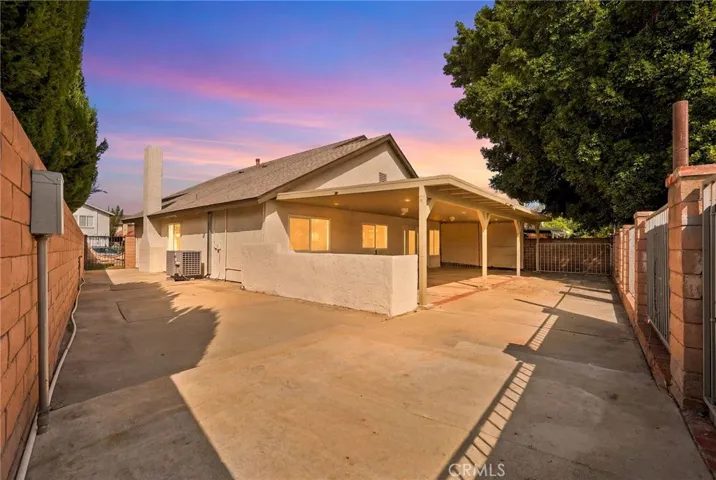 11423 Bartee Ave, San Fernando, California 91345