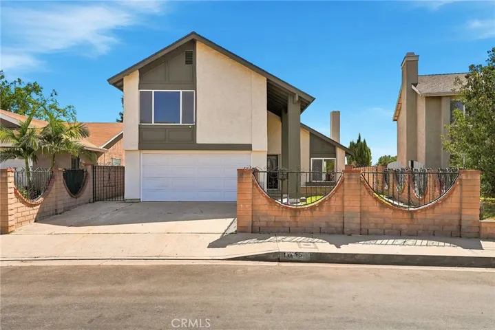 11423 Bartee Ave, San Fernando, California 91345