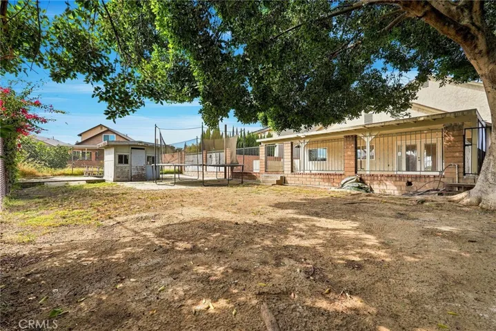 11423 Bartee Ave, San Fernando, California 91345