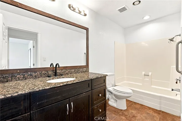 11423 Bartee Ave, San Fernando, California 91345