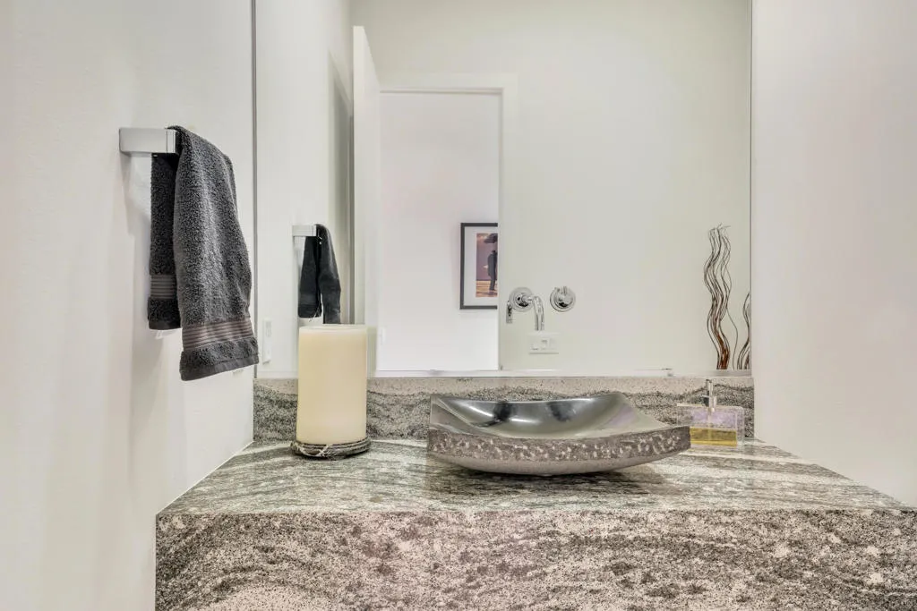 Powder Bath