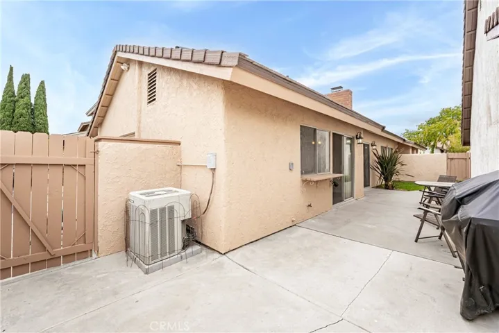 2162 Sweetbriar Road, Tustin, California 92780