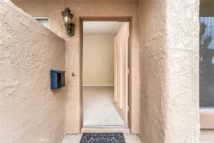 2162 Sweetbriar Road, Tustin, California 92780