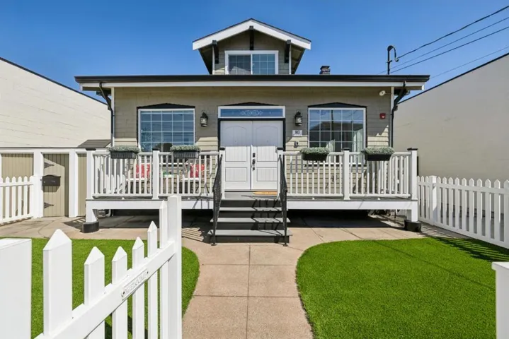 917 Howard Avenue, Burlingame, California 94010