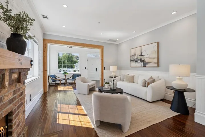 917 Howard Avenue, Burlingame, California 94010