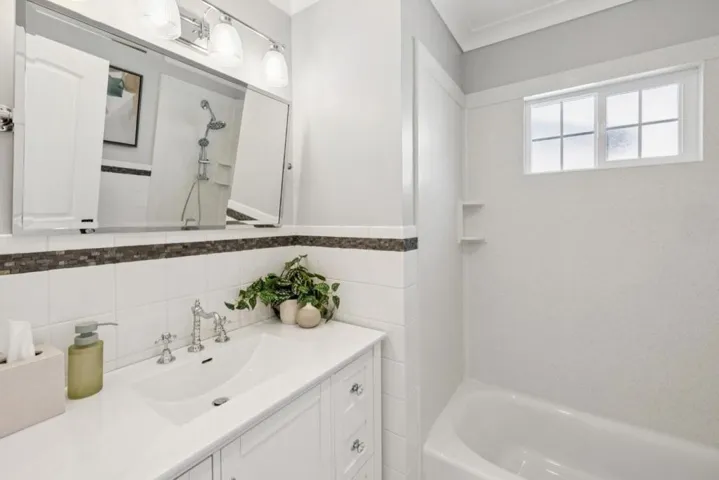 917 Howard Avenue, Burlingame, California 94010