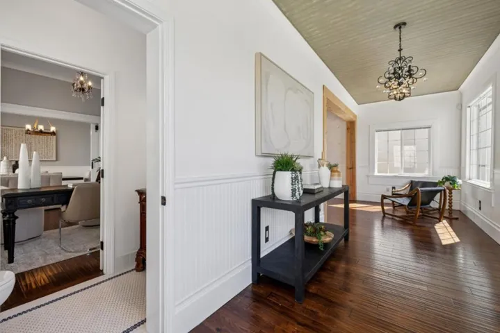 917 Howard Avenue, Burlingame, California 94010